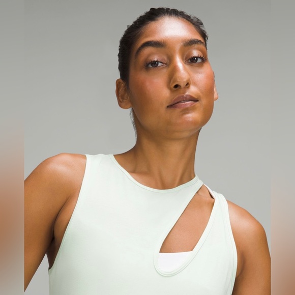 Lululemon shoulder cut-out yoga tank NWT! Various sizes. - Picture 4 of 15